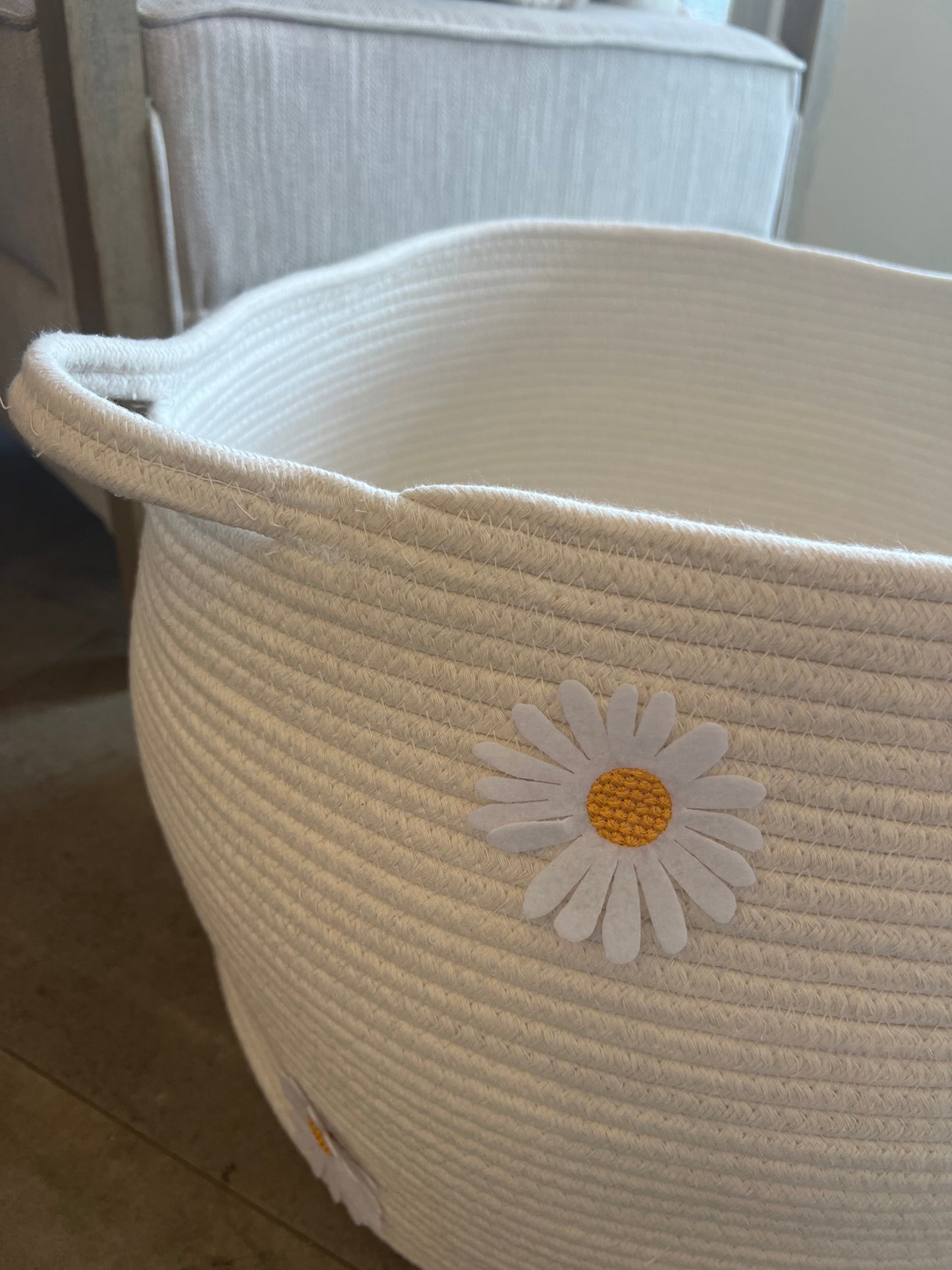 Cream Daisy Basket
