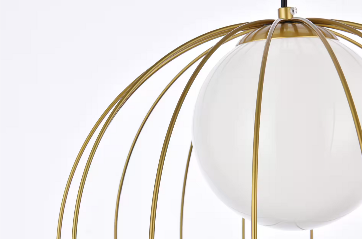 Wetzel Pendant