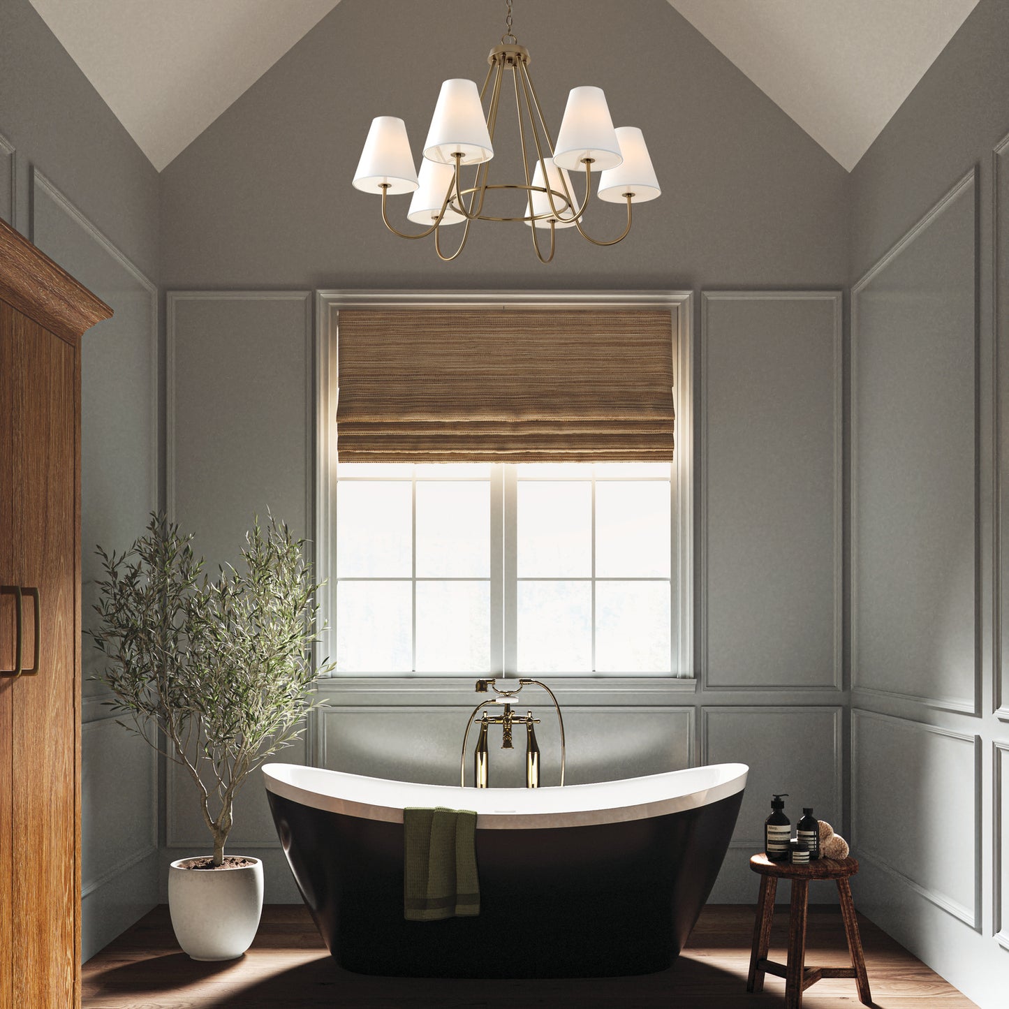Julia Chandelier in Matte Brass