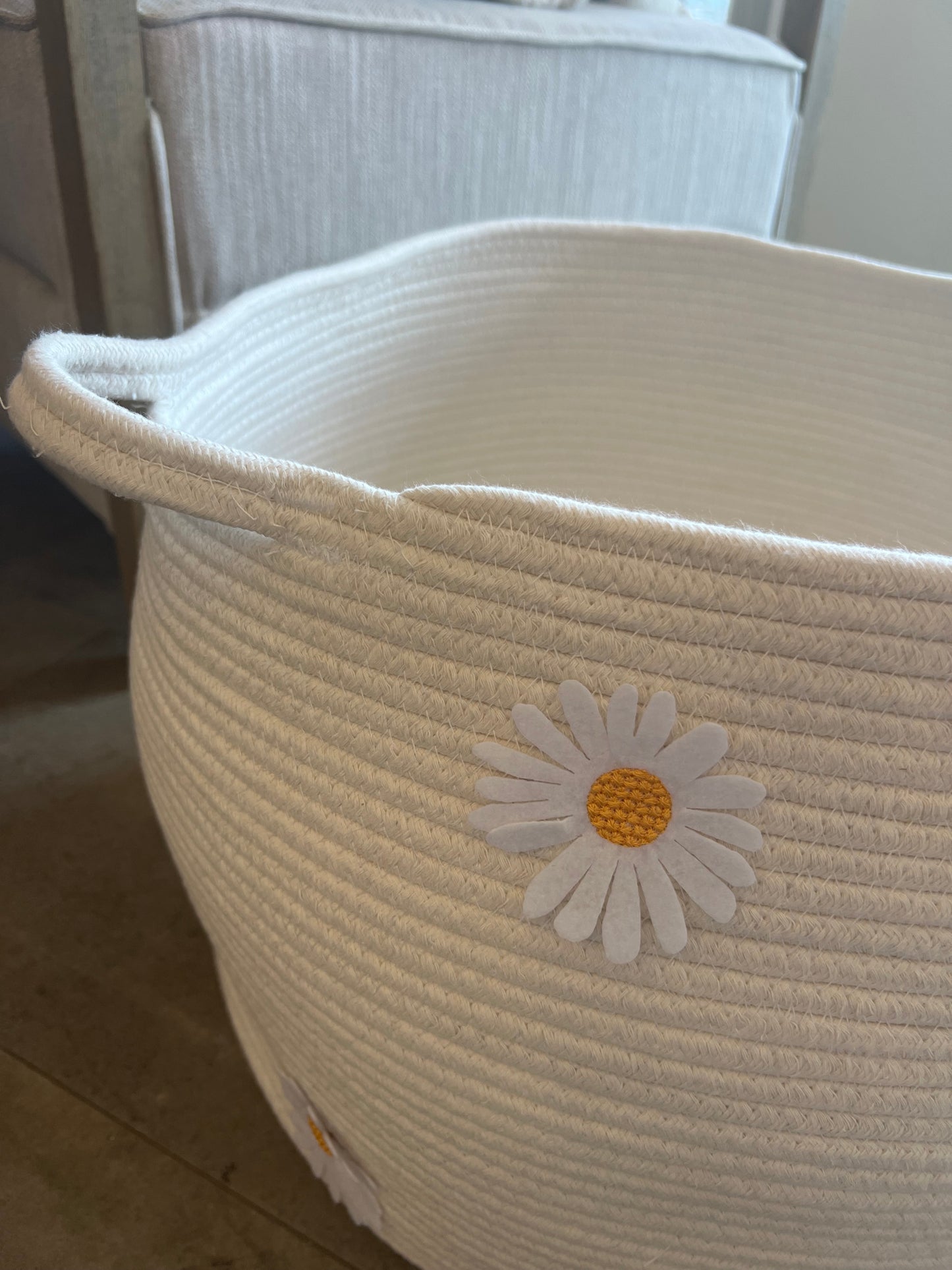 Cream Daisy Basket