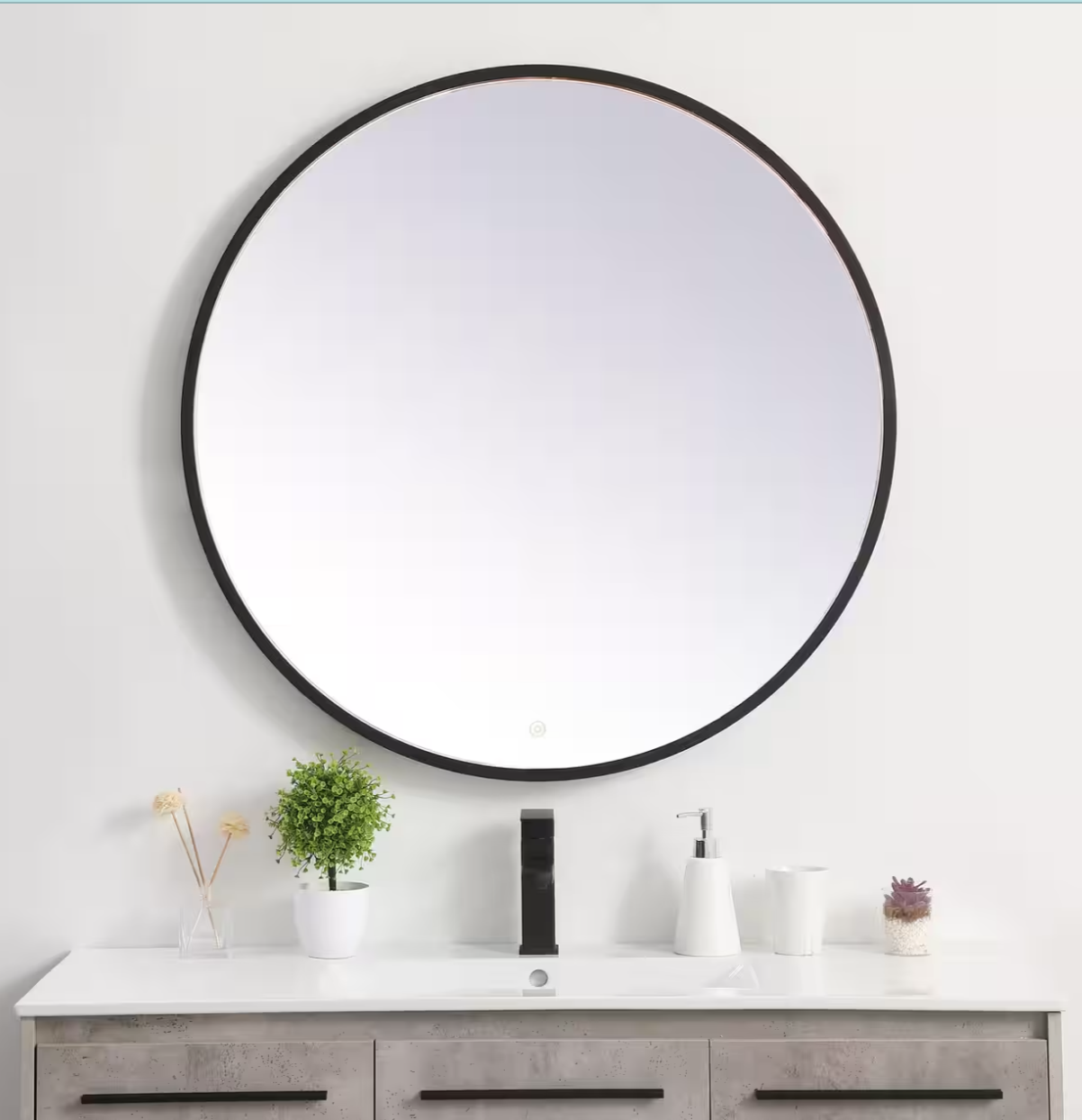 Pier LED Round Mirror in Black